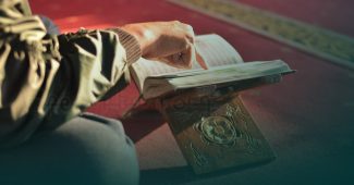 Adab Membaca Al Quran yang Patut Diketahui dan Diamalkan