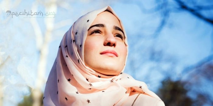jilbab tidak wajib bagi muslimah