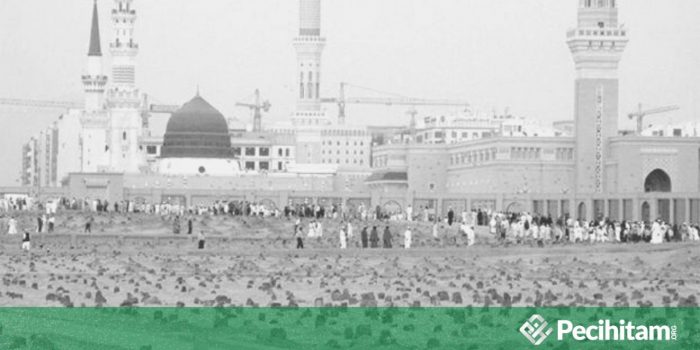 Penghancuran Situs-Situs Islam Oleh Wahabi yang Katanya "Sarang Syirik"
